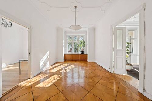 Zimmer - 6 Zimmer Etagenwohnung zum Kaufen in Berlin