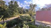 Ausblick Balkon - Stahnsdorf - Sonnige 3 Zimmer-Dachgeschosswohnung mit Balkon und PKW-Stellplatz