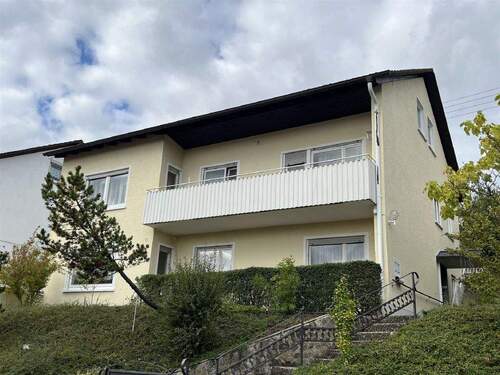 Bild2 - 9 Zimmer Mehrfamilienhaus, Wohnhaus zum Kaufen in Lauda-Königshofen-Unterbalbach