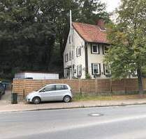 Modernisiertes Einfamilienhaus mit pflegeleichten Garten und Garage - Alfeld