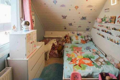 Kinderzimmer Visualisierung - 6 Zimmer Doppelhaushälfte in Haag an der Amper