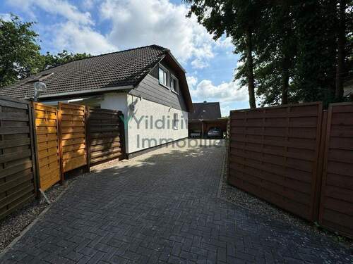 Grundstückszufahrt - 