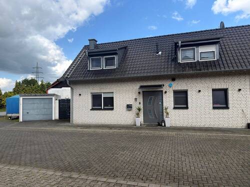Außenansicht - 3 Zimmer Doppelhaushälfte zum Kaufen in Bergkamen