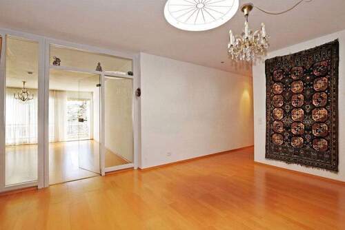 Esszimmer mit Zugang zum großen Wohnzimmer - Etagenwohnung mit 106,00 m&sup2; in Königswinter zum Kaufen