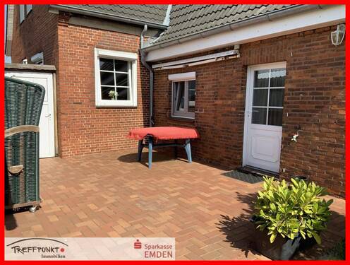 Terrasse mit Markise - Doppelhaushälfte mit 75,00 m&sup2; in Emden zum Kaufen