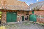 Scheune und Stall - 