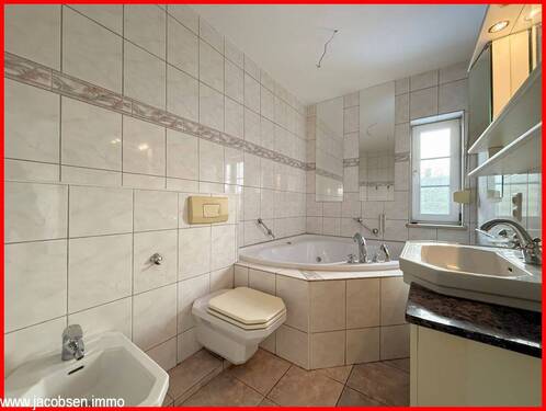 Erdgeschoss Badezimmer - 