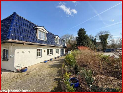 Südansicht - 9 Zimmer Mehrfamilienhaus, Wohnhaus in Schuby