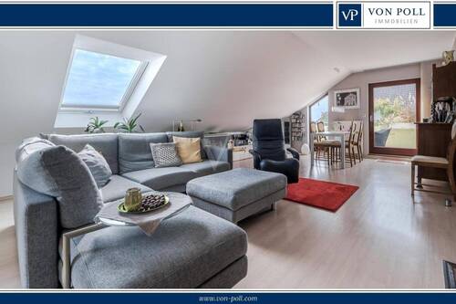 Helle 4-Zimmer Dachgeschoßwohnung in Marxheim mit drei Balkonen - Helle 4-Zimmer Dachgeschoßwohnung in Marxheim mit drei Balkonen