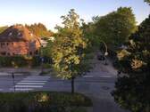 13.) Blick aus der Wohnung in den Haffkruger Weg - 