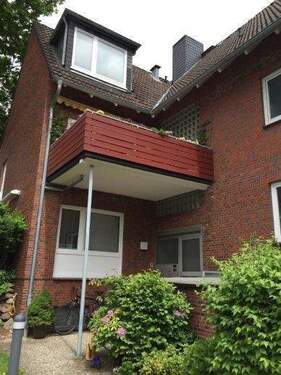 2.) Hauseingang - 1 Zimmer Etagenwohnung zum Kaufen in Hamburg