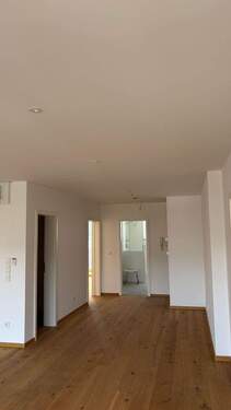 Flur - 2 Zimmer Etagenwohnung in Frankfurt am Main