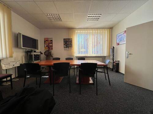Konferenzraum im Büro - Einfamilienhaus in Magdeburg zum Kaufen