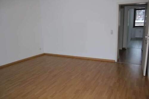 Wohnzimmer - Etagenwohnung mit 52,30 m&sup2; in Chemnitz zur Miete