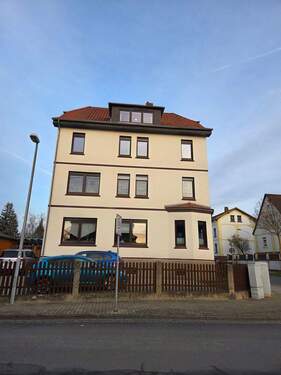 20251216_153545.jpg - Sanierte Dachgeschoßwohnung mit Garage und Gartenhütte