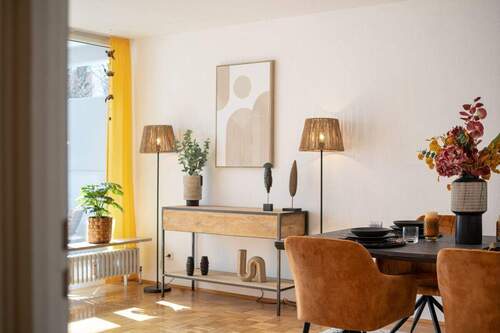 Lichtdurchflutet - 2 Zimmer Etagenwohnung in München