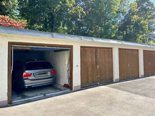 Garage - 