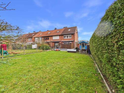 Garten - 4 Zimmer Reihenendhaus in Bad Oldesloe