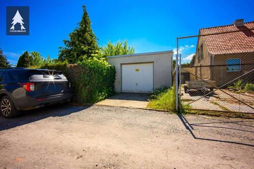 Garage - 