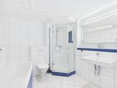 Großes Badezimmer - 