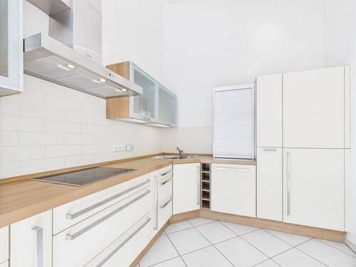 Zeitlose Einbauküche - 