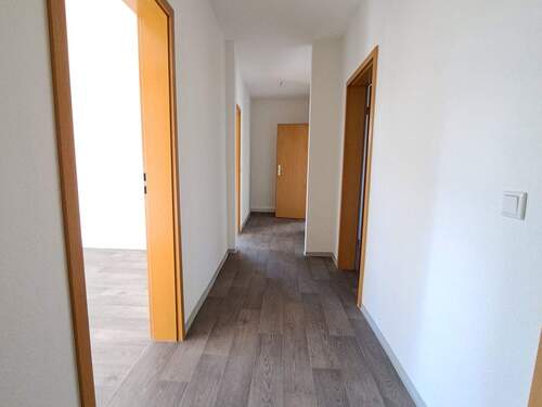 geräumiger Flur.jpg - 