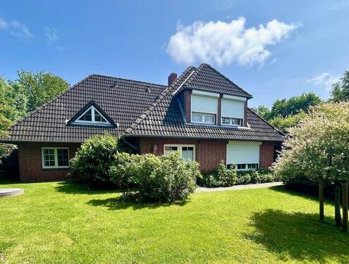 Außenansicht - 8 Zimmer Einfamilienhaus zum Kaufen in Tating