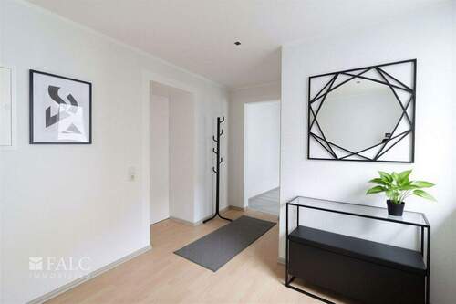 Flur (Beispieleinrichtung) - 2 Zimmer Etagenwohnung zur Miete in Stolberg