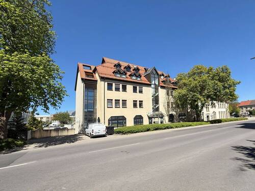 Ansicht auf Tiefgarage - 6 Zimmer Büro zur Miete in Villingen-Schwenningen