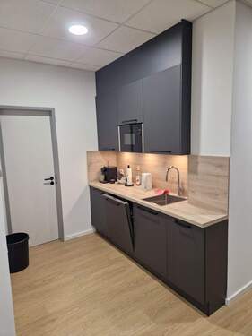 Küche - Büro mit 20,00 m&sup2; in Lüneburg zur Miete