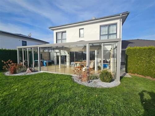 Ansicht vom Garten - Wohntraum für die kleine Familie in ruhiger und sonniger Lage