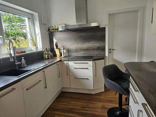 Küche mit Abstellraum - 