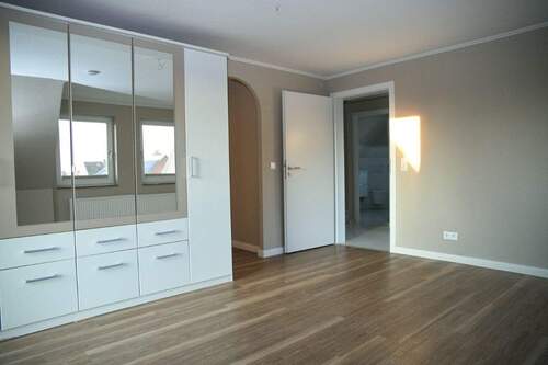 Schlafzimmer OG - 