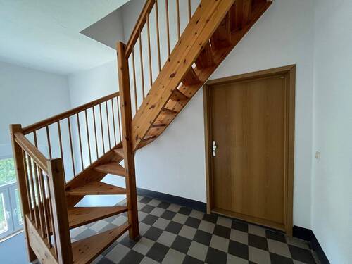 Treppenhaus.jpg - 2 Zimmer Etagenwohnung zur Miete in Chemnitz