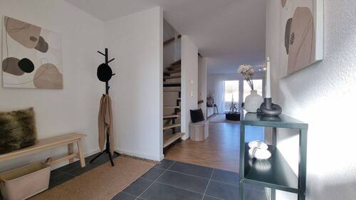 Eingang_Flur.jpg - 4 Zimmer Doppelhaushälfte in Bedburg