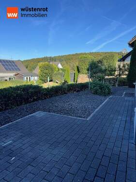 Terrasse - Doppelhaushälfte mit 105,00 m² in Nörtershausen / Pfaffenheck zum Kaufen