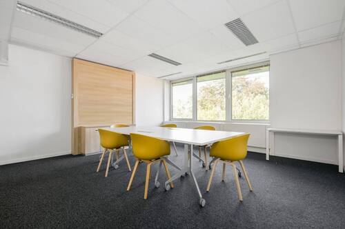 xMbPLw5H.jpeg - Privater Büroraum für 4 Personen in Regus Darmstadt, Weststadt