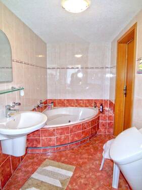 EG Bad mit Wanne (EFH Modern) - 
