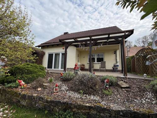 Gartenansicht - 5 Zimmer Einfamilienhaus in Rastenberg