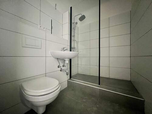 Modernisiertes Bad - 