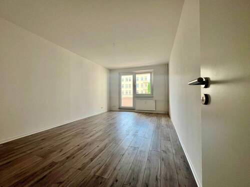 Wohn-/Schlaf-/Kinderzimmer - 