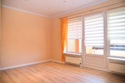 Wohnzimmer - 2 Zimmer Etagenwohnung in Burg auf Fehmarn