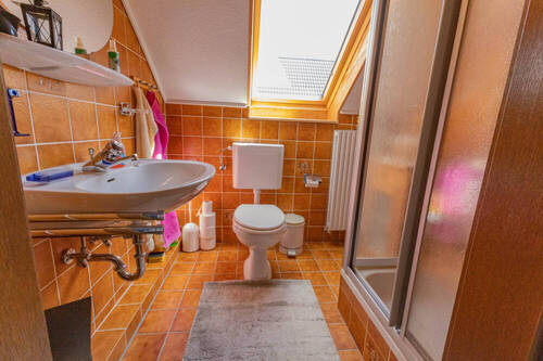 Badezimmer Dachgeschoss - 