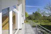 sonniger Balkon (1) im Dachgeschoss - 