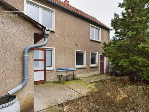 CAM03352G0-PR0039-STILL034 - 