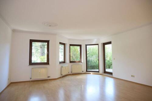 Titelbild - 3-Zimmer-Wohnung mit Terrasse in zentraler, ruhiger Lage