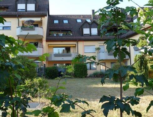 Wohnung 1. OG Mitte - Sehr schöne, großzügig bemessene, ruhige 3-Zimmer-Wohnung - zentrumsnah in Altdorf