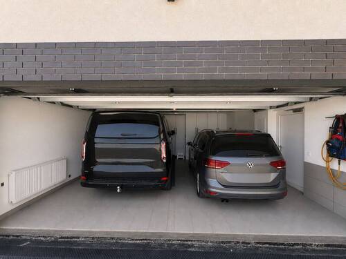 Garage - 
