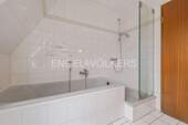 Weitere Ansicht vom Vollbad im Obergeschoss - 