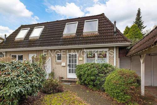 Bild 1 - Kompakt gebaute Doppelhaushälfte in begehrter Norderstedter Lage